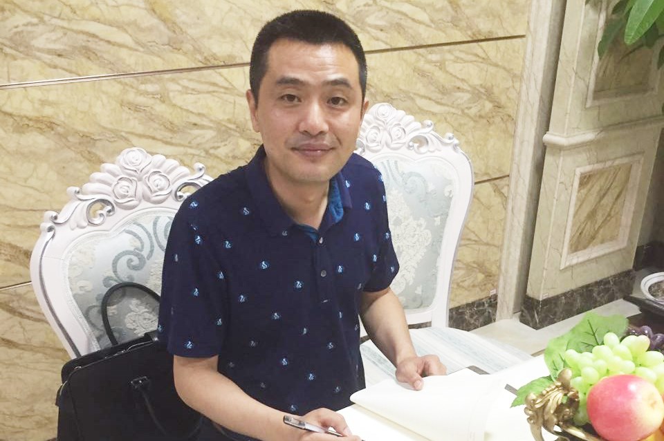 一言不合就搞大工程，顏值最高的就是他——世紀豪門頂墻一體化